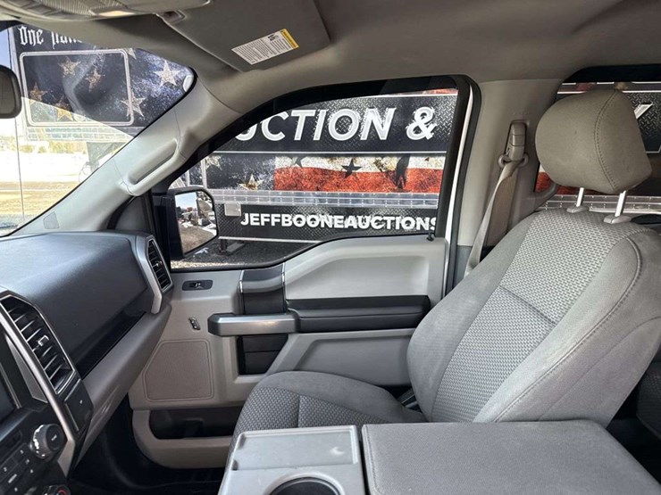 2019-ford-f150-xlt-image-13