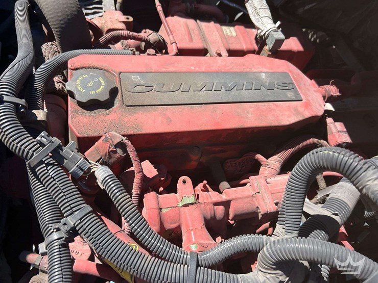 2016-international-durastar-4300-image-9