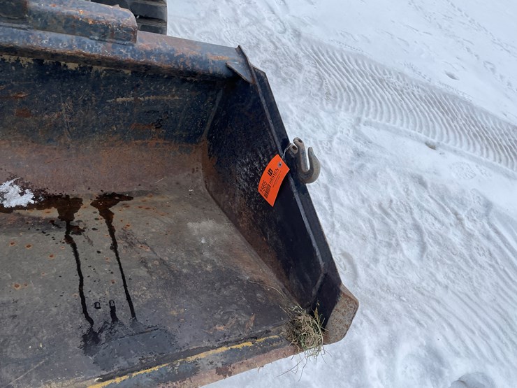 #7565-•-72"-bucket-image-7