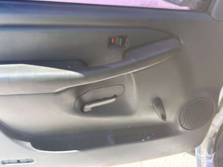 2006-chevrolet-silverado-2500hd-image-11