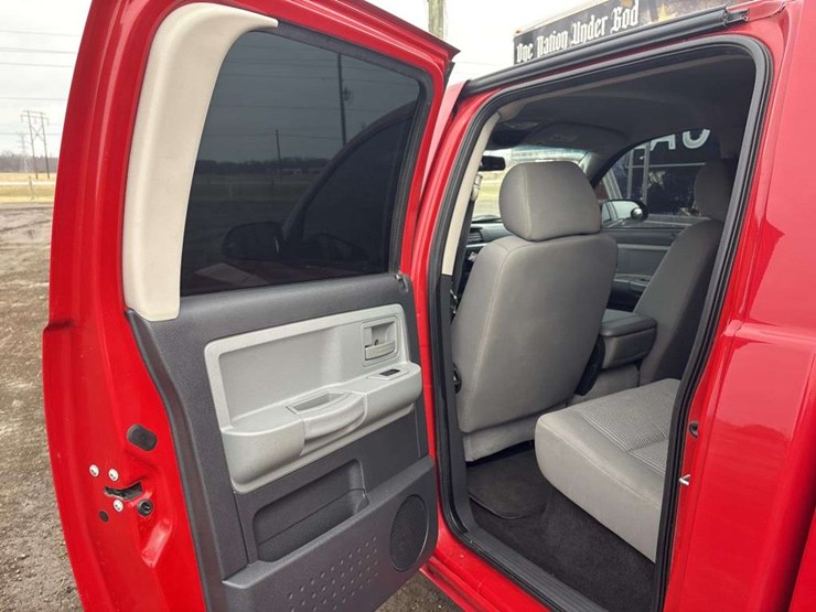 2007-dodge-dakota-image-14