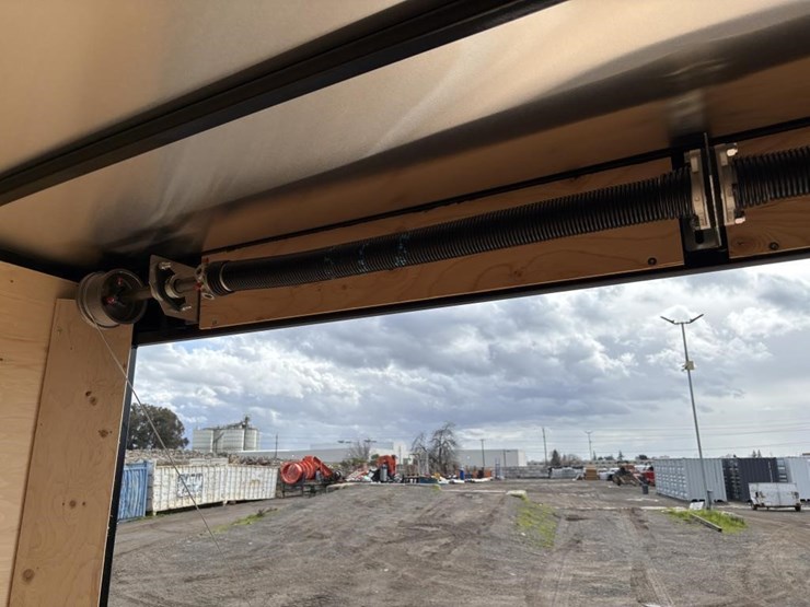 2026-southland-larct52-826v-86-enclosed-trailer-image-32