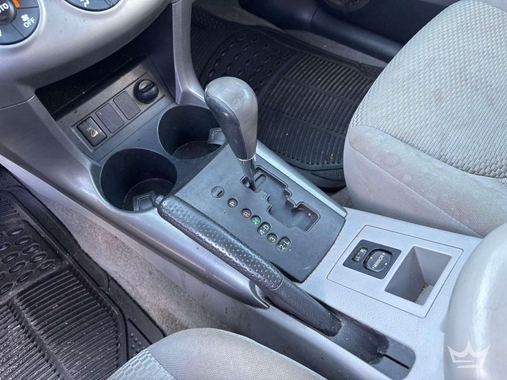 2007-toyota-rav4-image-18