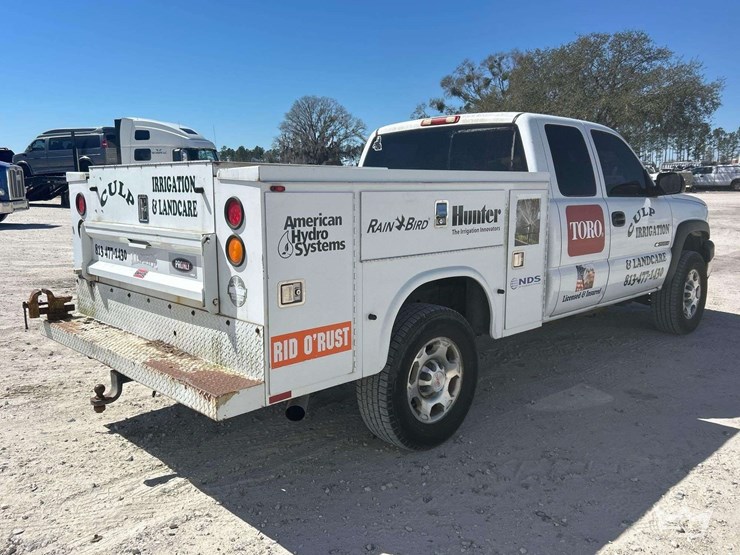 2006-chevrolet-silverado-2500hd-image-3