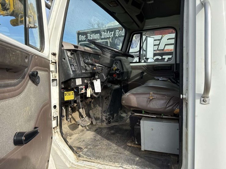 1999-international-4900-image-21