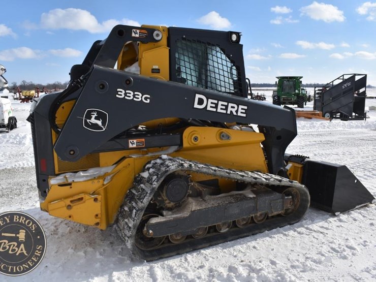 2020-deere-333g-image-19