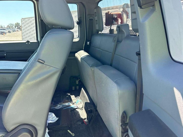 2015-ford-f350-image-30