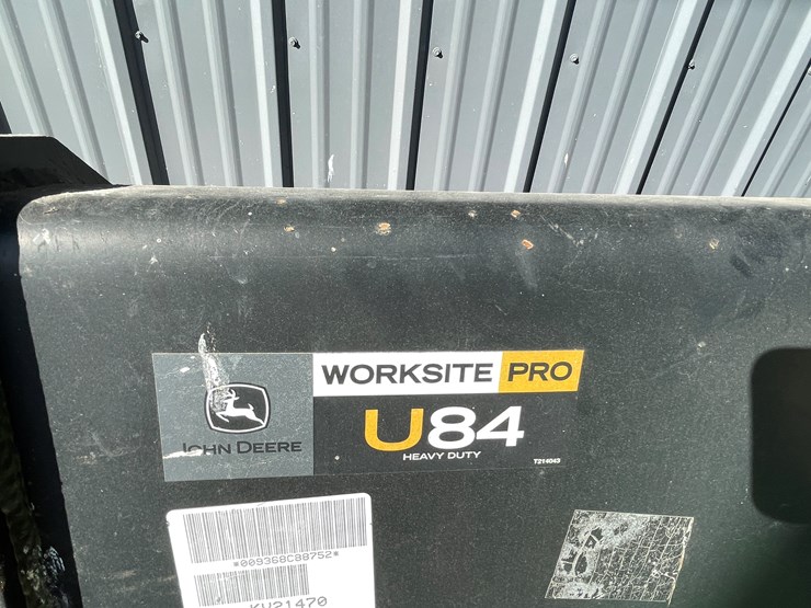 2015-john-deere-5075e-image-29