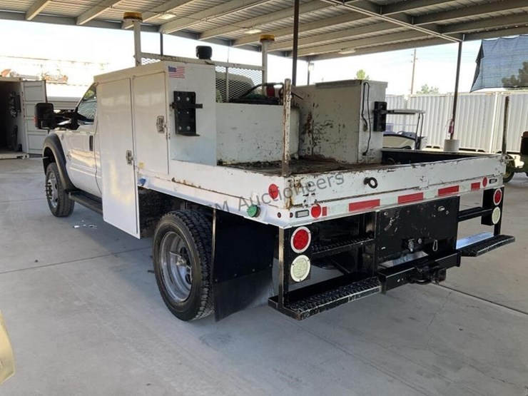 2016-ford-f550-image-5