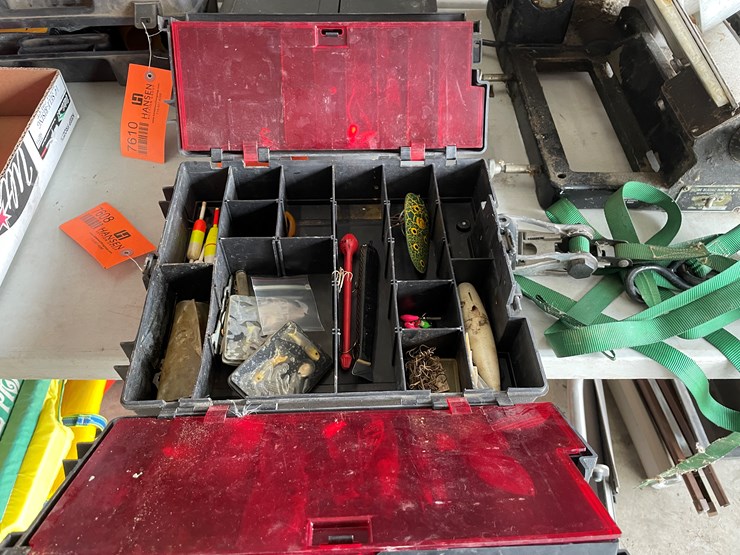 #7608-•-phantom-plano-tackle-box-image-1