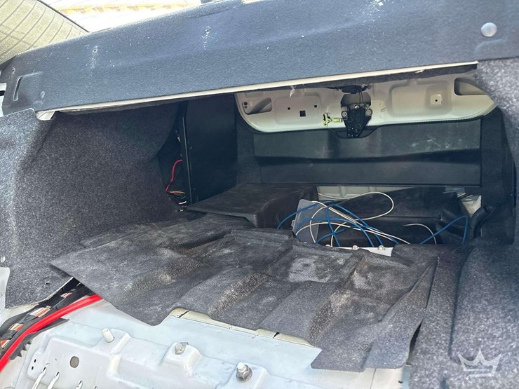 2017-dodge-charger-sedan-image-18