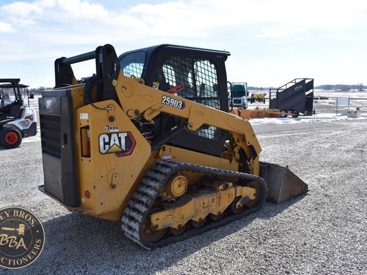 2020-caterpillar-259d3-image-15