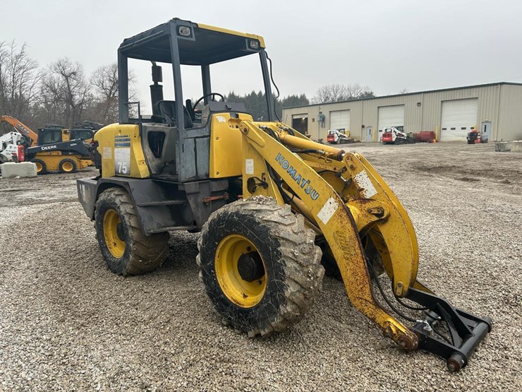 komatsu-wa75-3-image-6