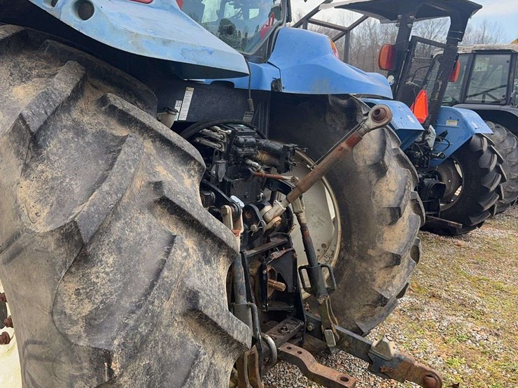 new-holland-ts100a-image-32