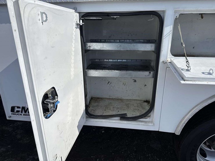 2021-dodge-ram-4500-image-21