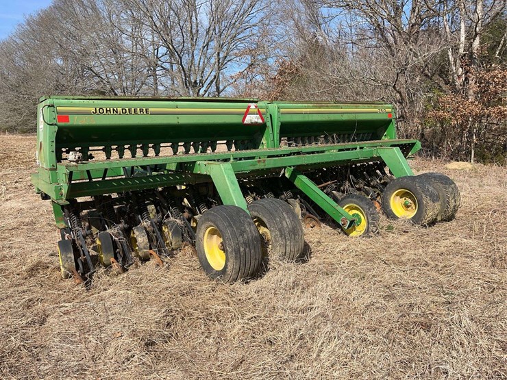 john-deere-750-image-15
