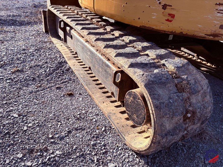 2016-cat-305e2-mini-excavator-image-33