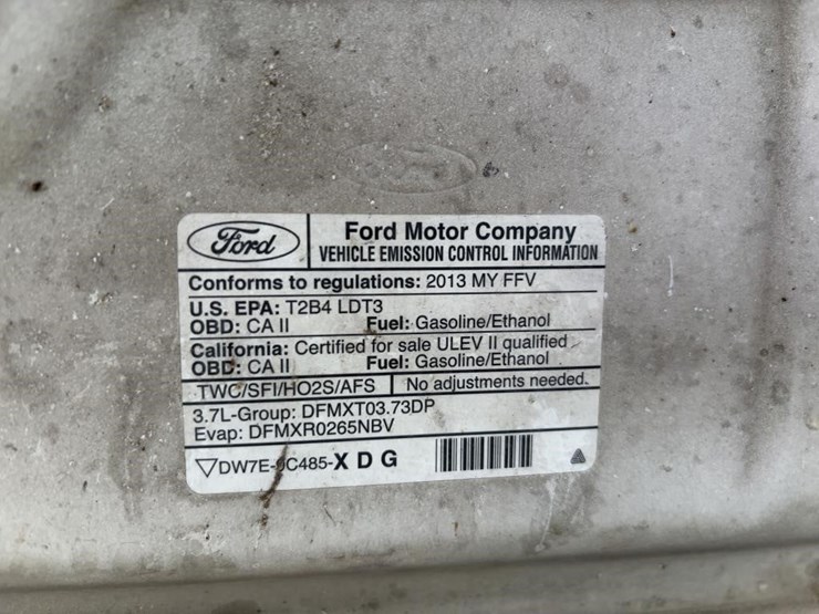 2013-ford-f150-xl-image-8