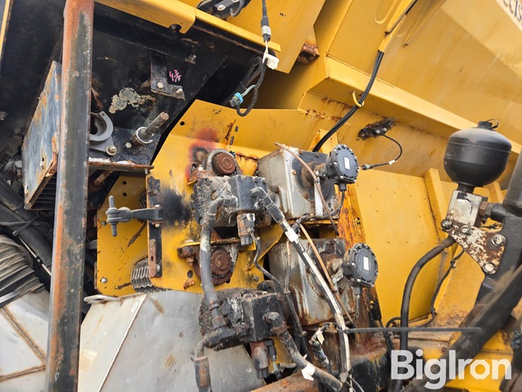 2013-ag-chem-tg9300-image-17