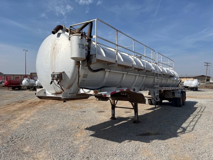 2014-troxell-vacuum-image-1