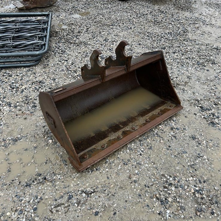 Werk Brau 42” Excavator Bucket