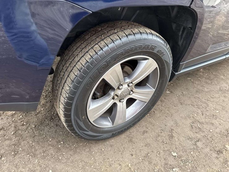 2016-jeep-compass-image-10