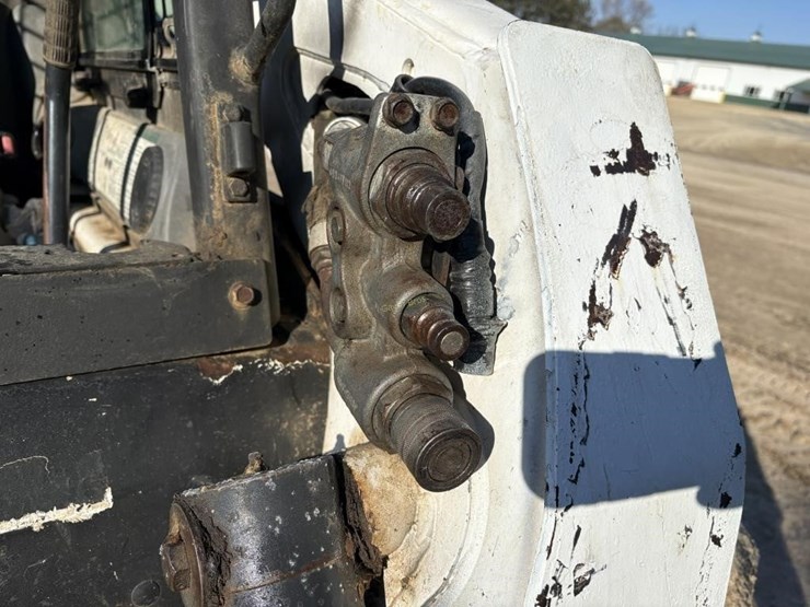 bobcat-s250-image-12