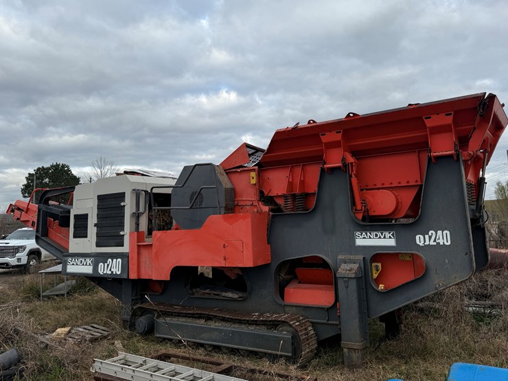 2009-sandvik-qj240-image-1