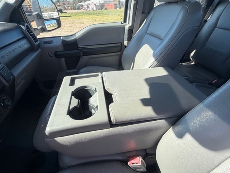 2018-ford-f250-image-37