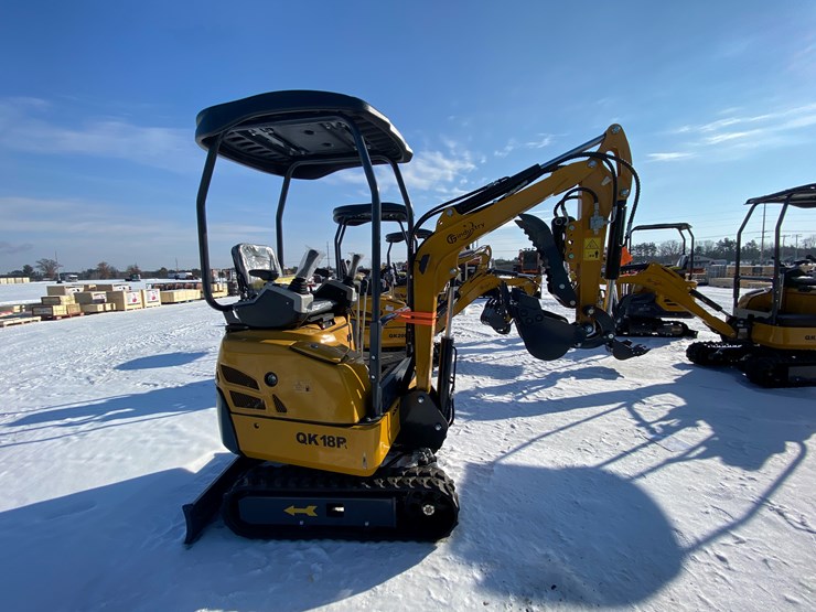 #5360-•-2026-unused-cfg-mini-excavator-image-4