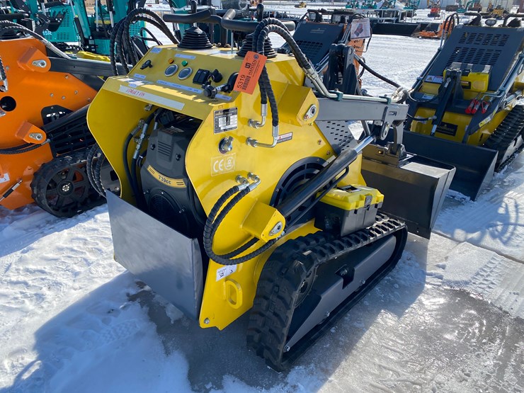 #5319-•-landhonor-mini-skid-steer-loader-image-1