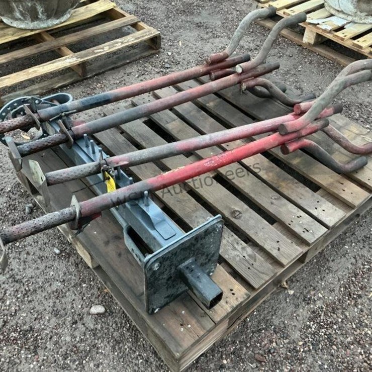PALLET OF JACK STANDS