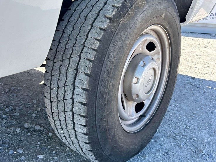 2015-ford-f350-image-35