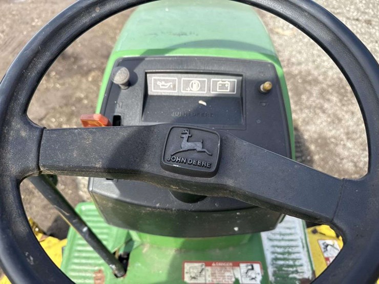 john-deere-185-image-12