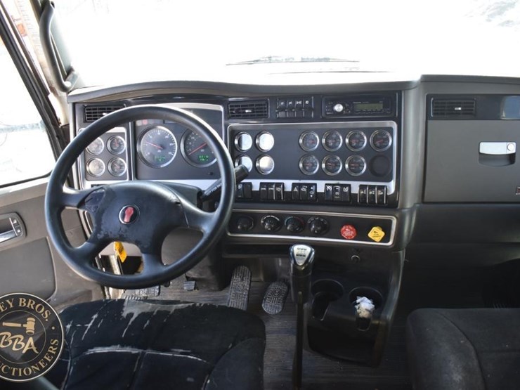 2012-kenworth-t660-image-45