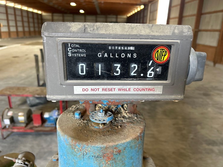 liquid-meters-w/-hose-reel-image-8