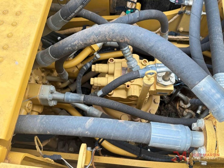 2014-caterpillar-320el-image-19