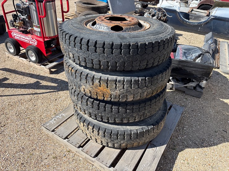 #1654-•-9.00-r20-tires-with-rims-image-1