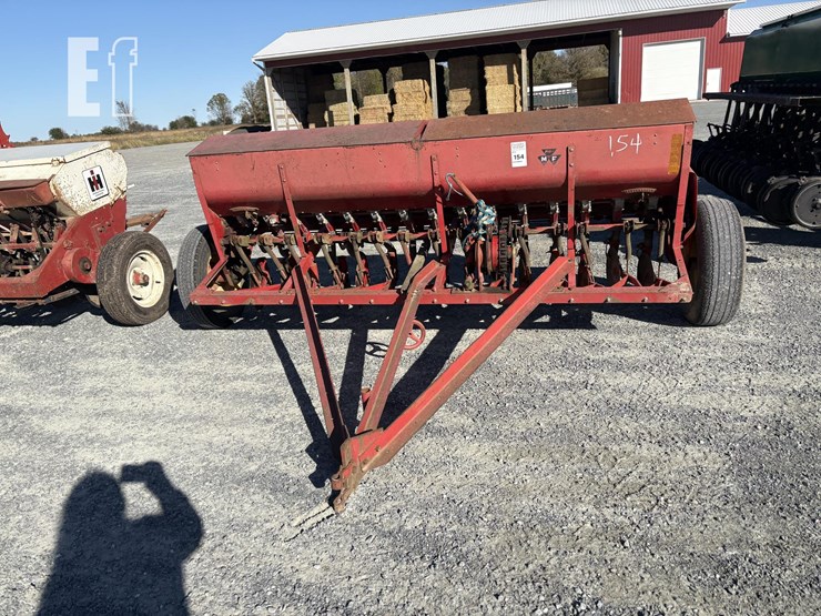 massey-ferguson-33-image-1