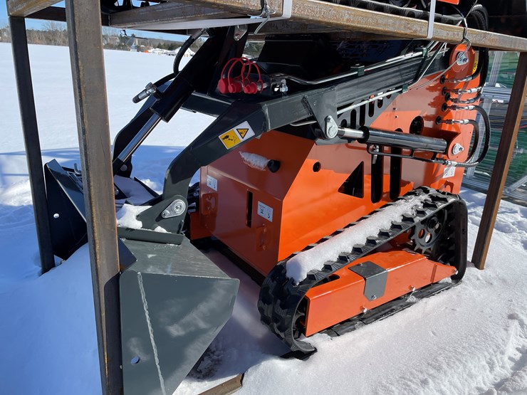 #5412-•-2025-ats-mini-skid-steer-loader-t460-image-6