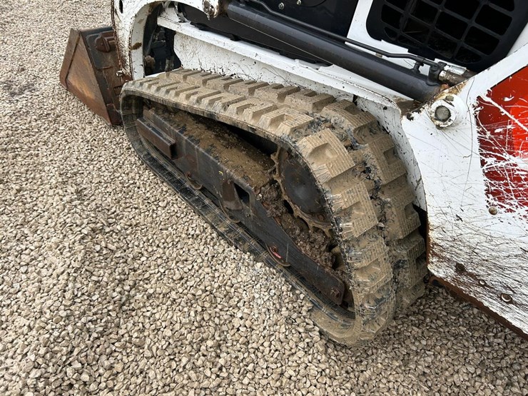 2023-bobcat-t450-image-16