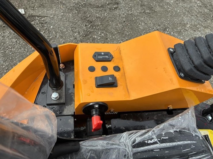 2026-vicsec-v15-hydraulic-excavator-image-19