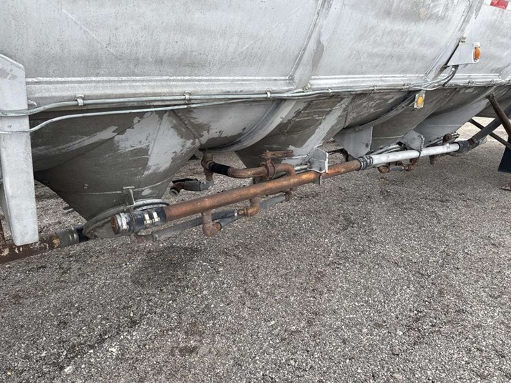 1965-fruehauf-trailer-image-8