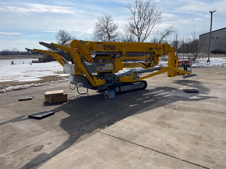 #8550-•-2023-omme-2750-rxbdj-hybrid-tracked-aerial-lift-image-8