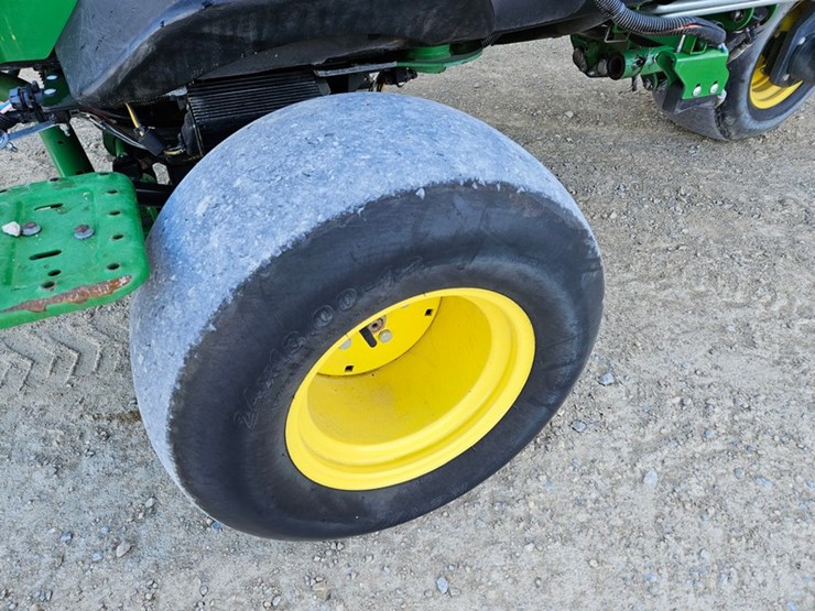 john-deere-8000a-image-12