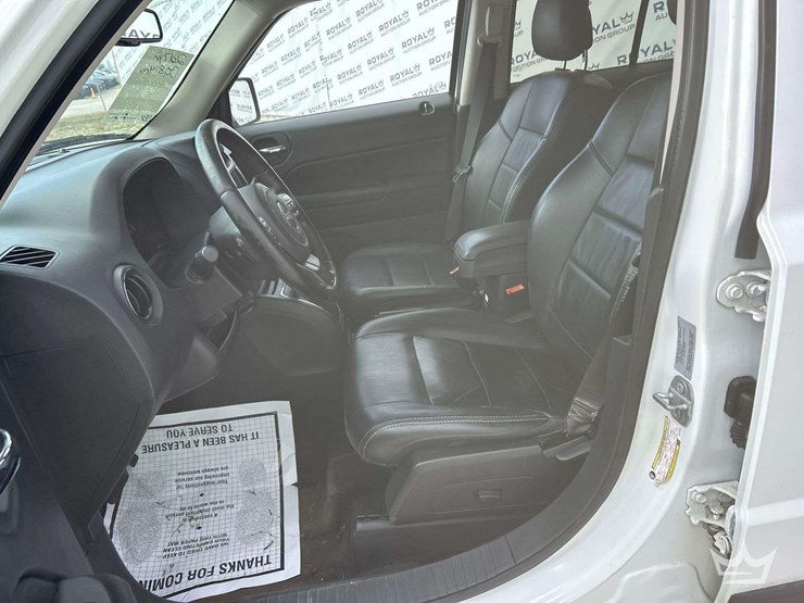 2017-jeep-patriot-image-12