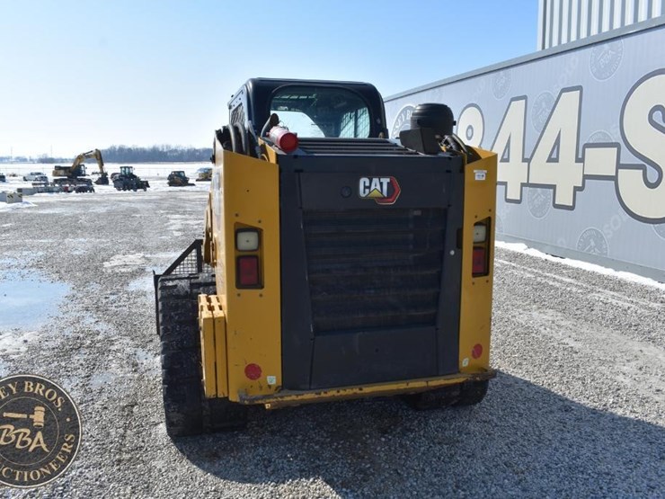 2020-caterpillar-279d3-image-13