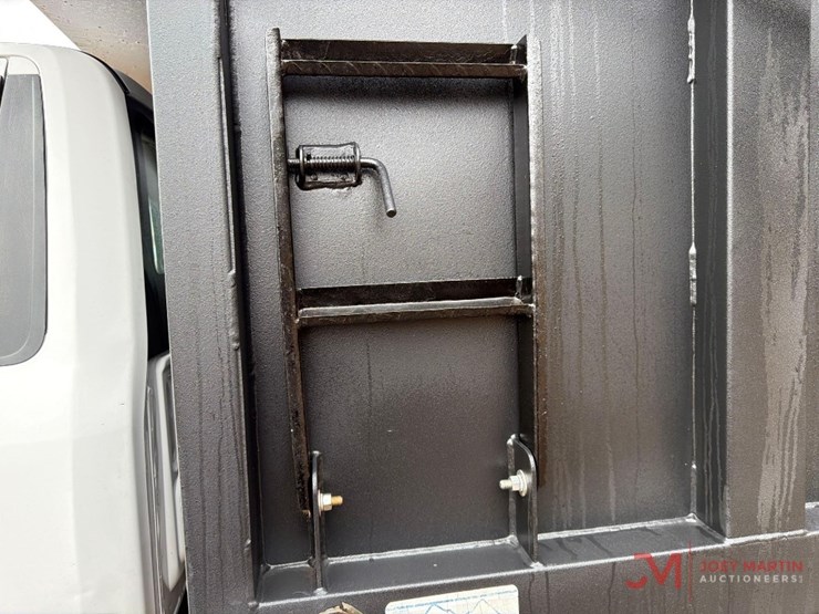 2017-ford-f550-image-9