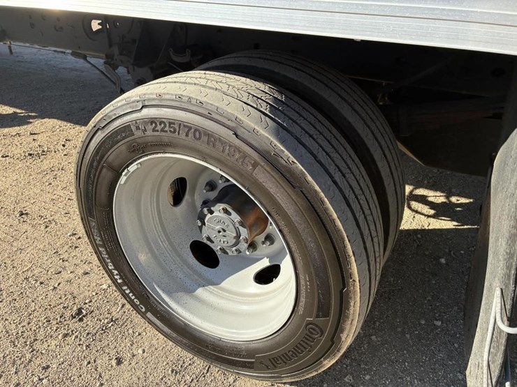 2022-ford-f450-xl-image-6