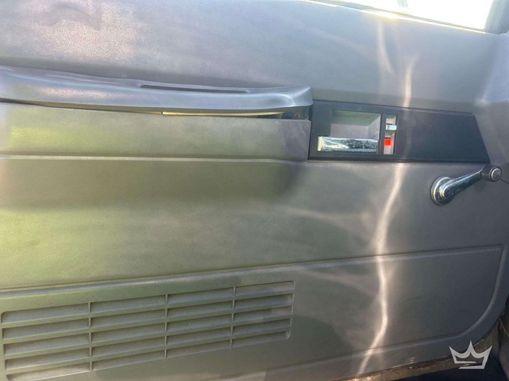 1994-chevrolet-c70-kodiak-18ft-box-truck-image-7